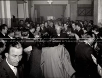 1954_028_011