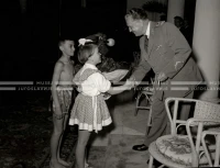 1954_028_106