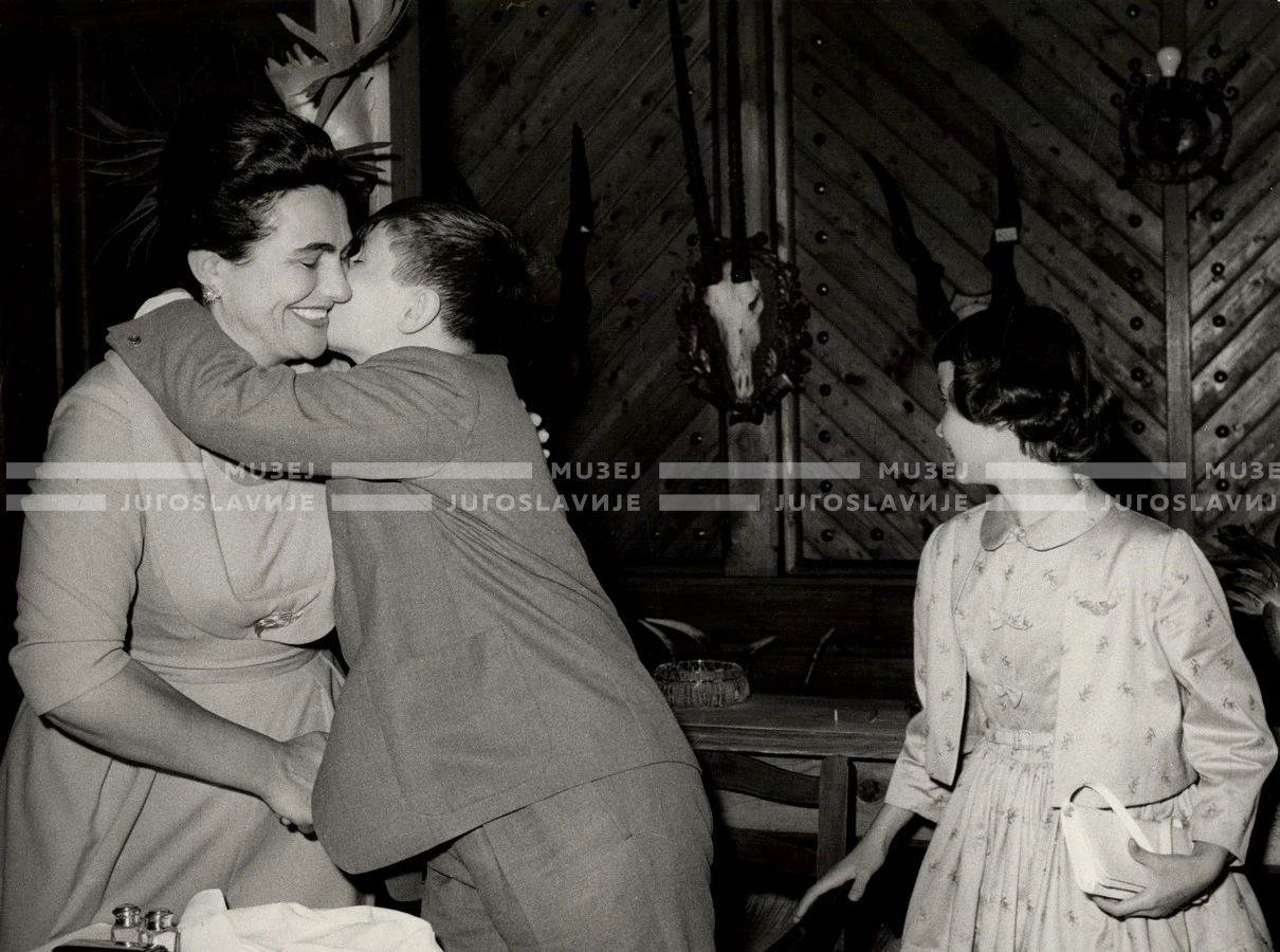 1961_168_011