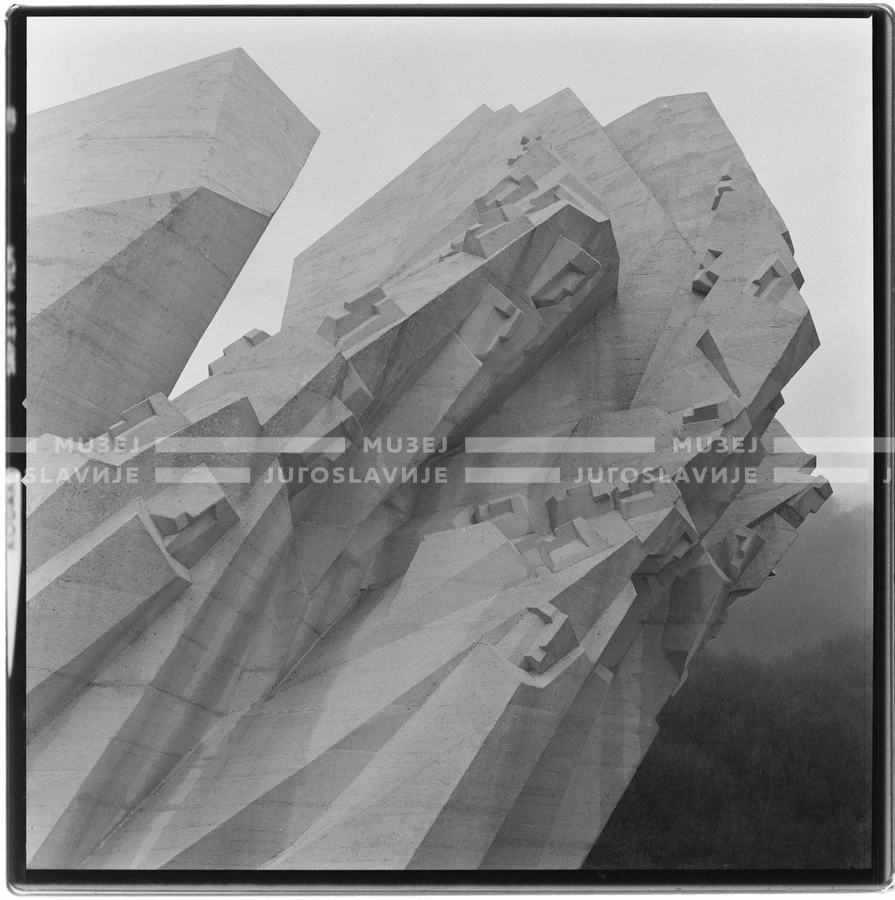 ML_B_2212