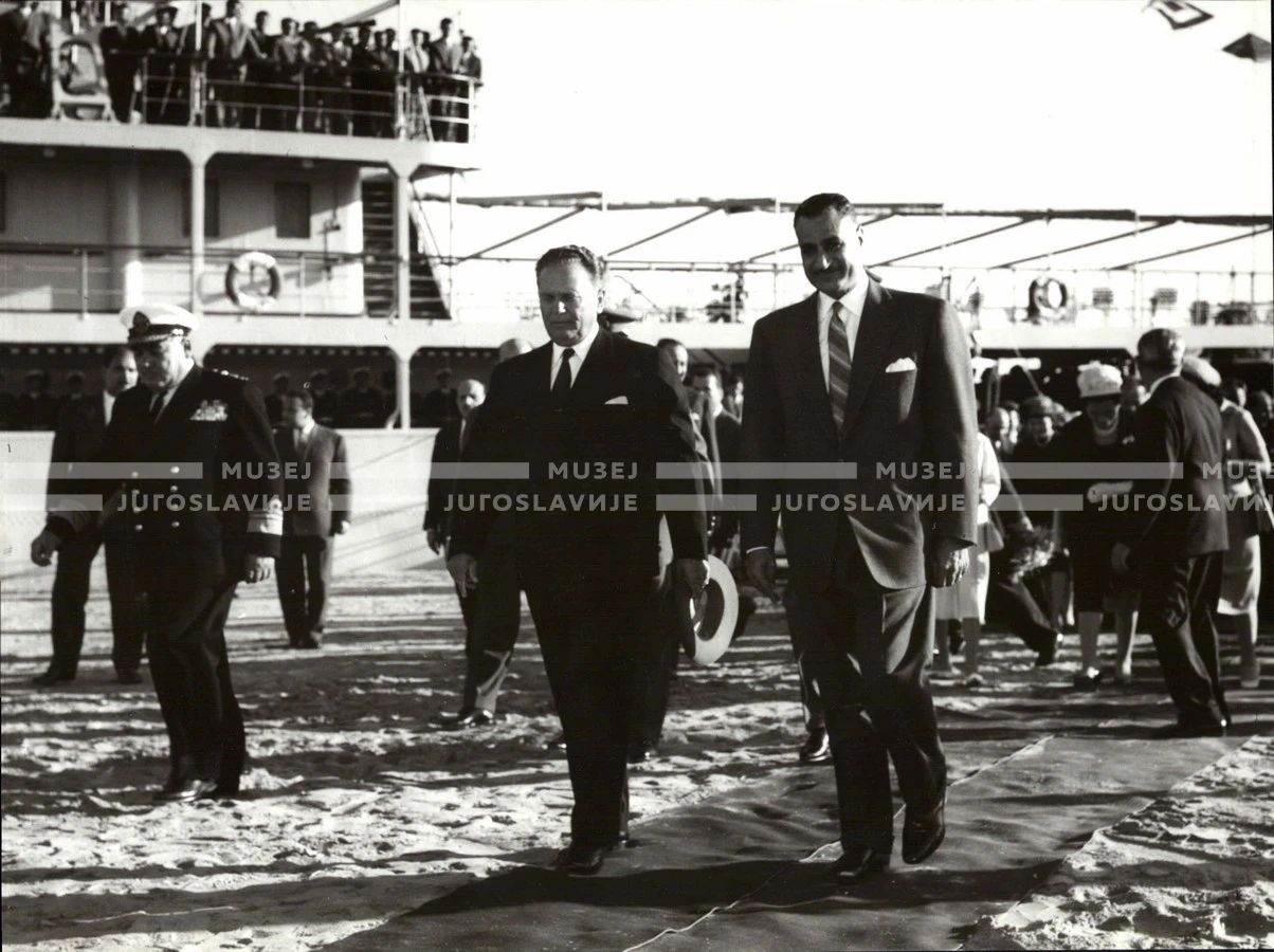 1961_164_022