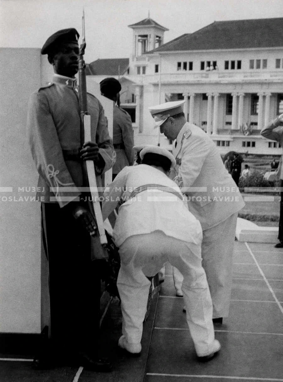 1961_151_047