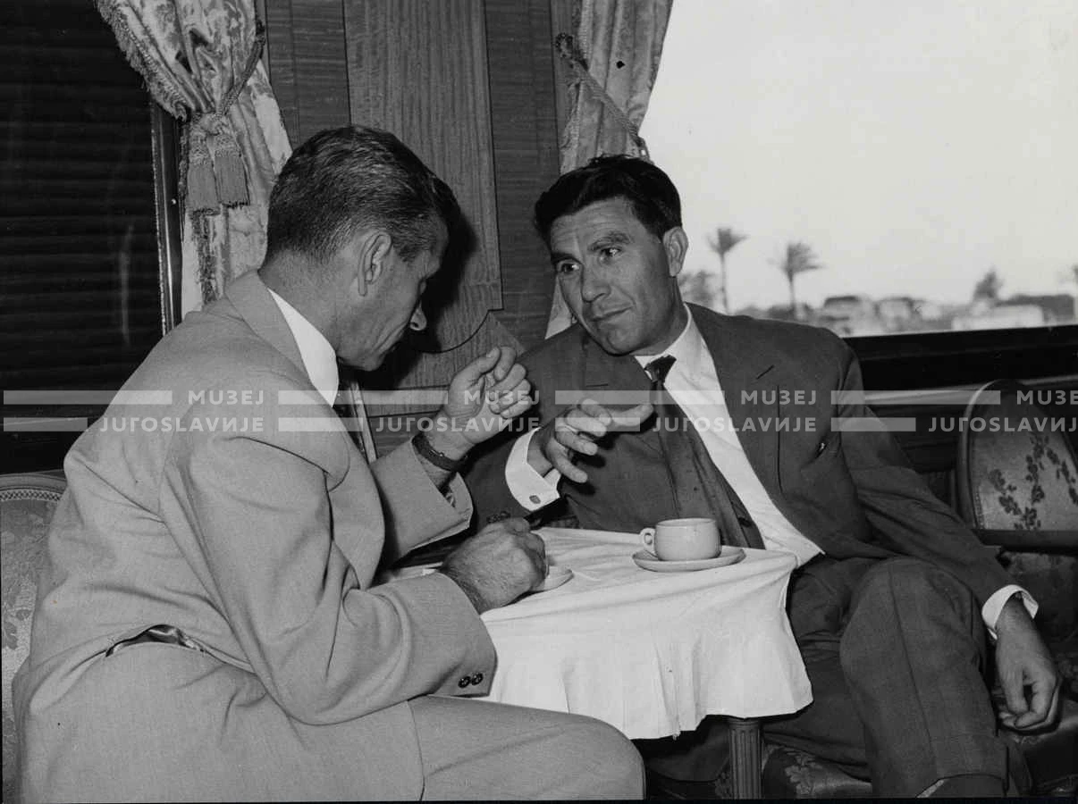 1961_165_108