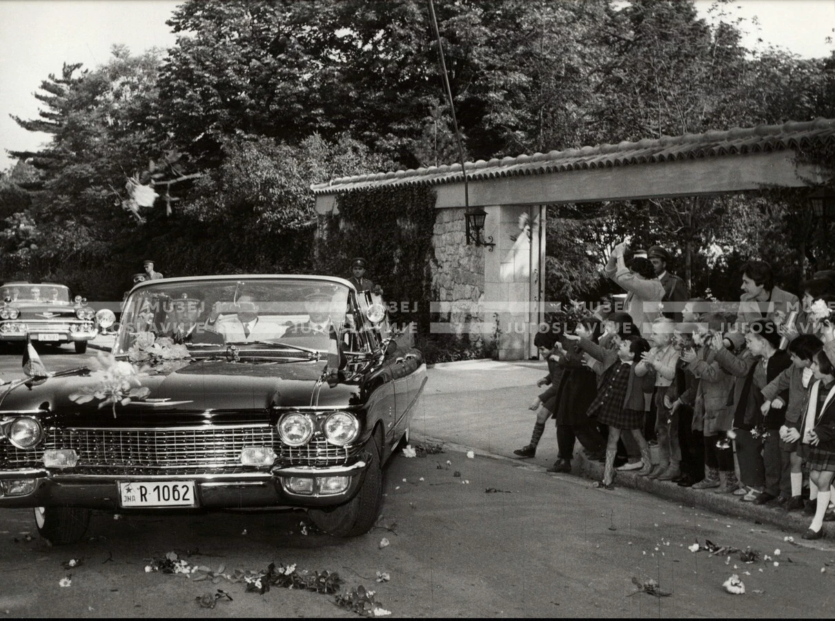 1961_168_023