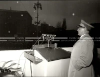 1954_027_193