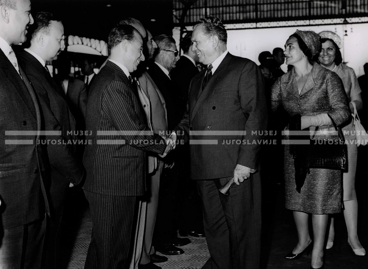 1961_164_127