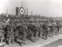 1949_004_089
