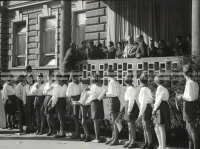 1964_252_200