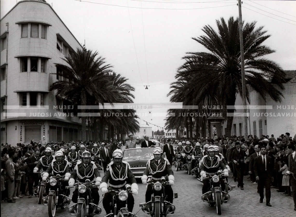 1961_162_021