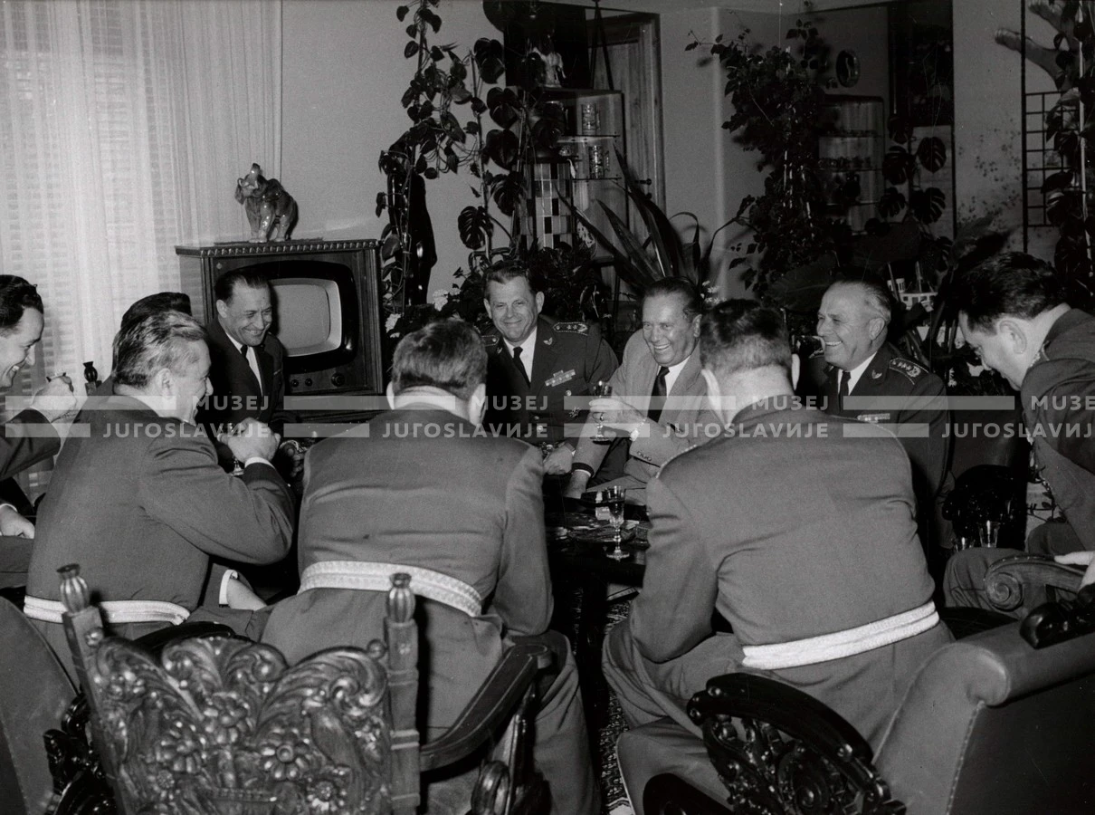 1961_167_095