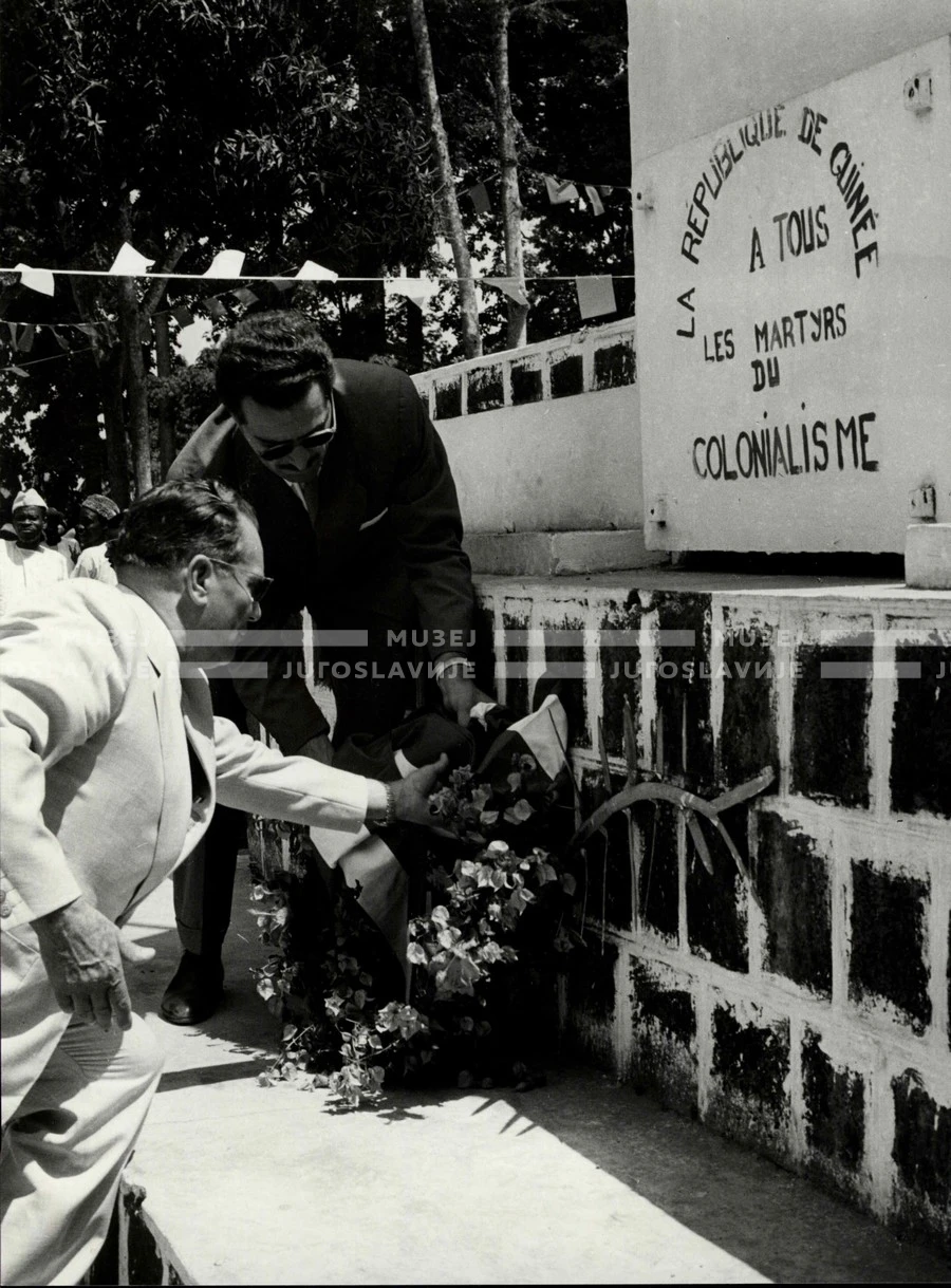 1961_158_115