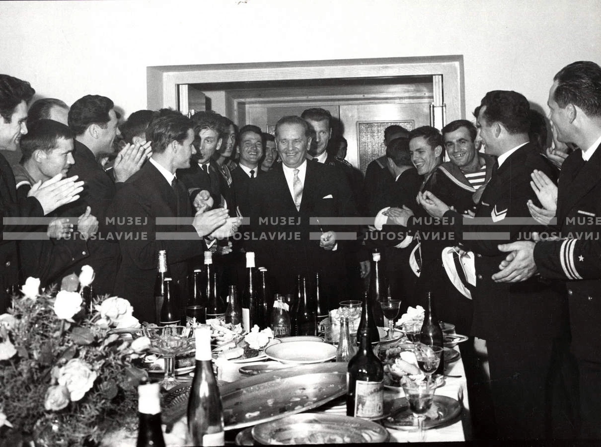 1961_166_119
