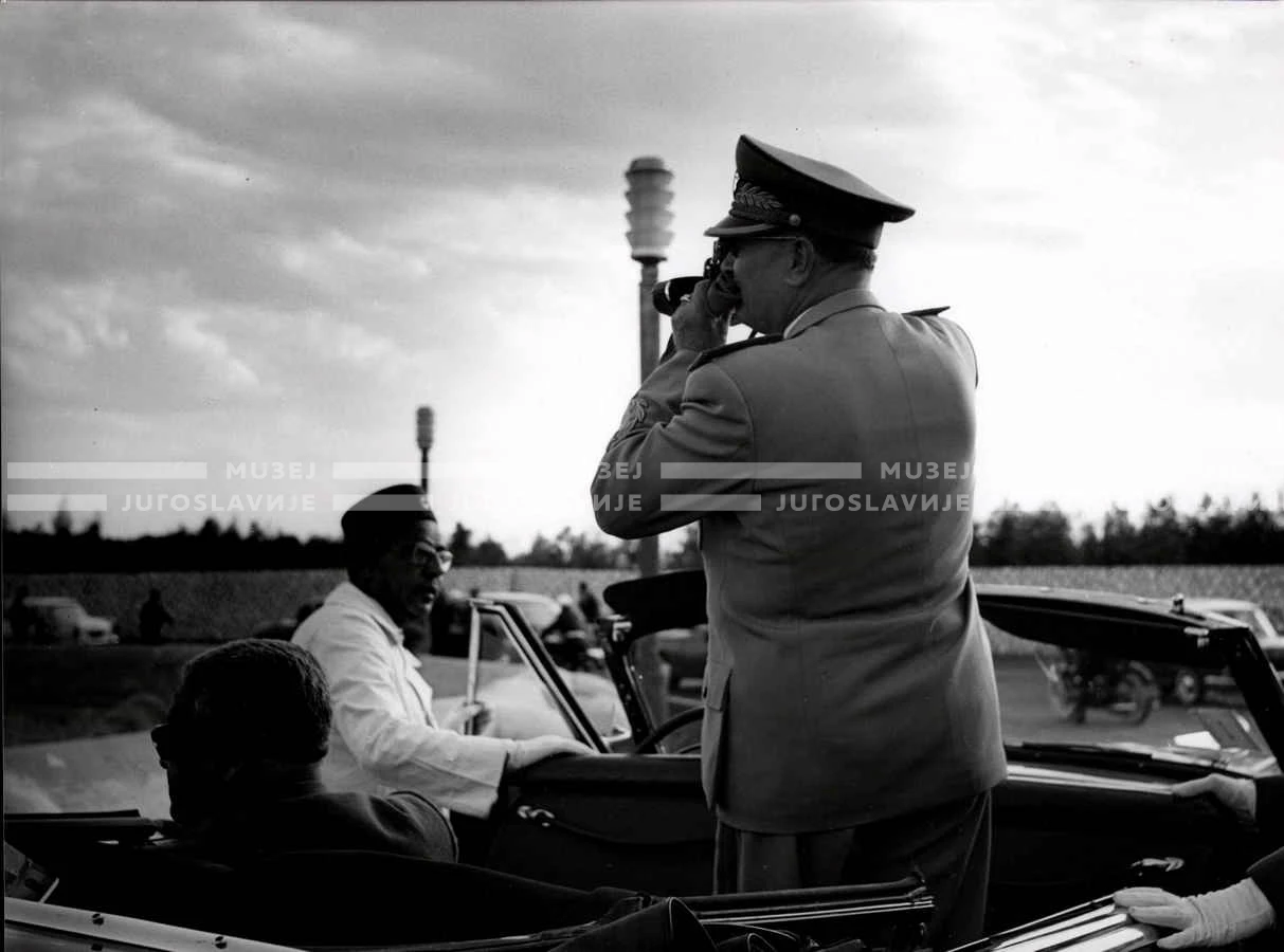 1961_163_051
