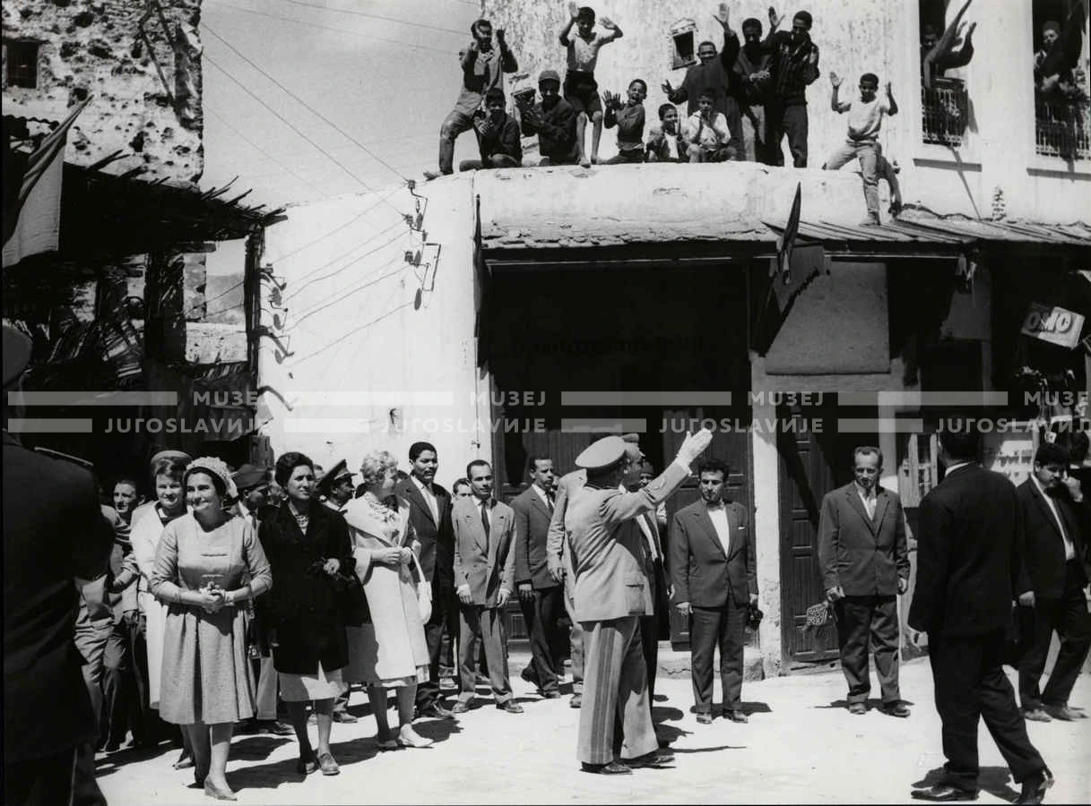 1961_160_177