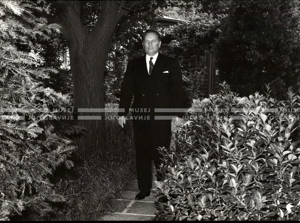 1961_168_022