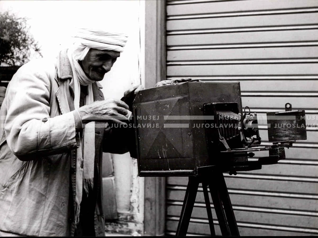 1961_163_002