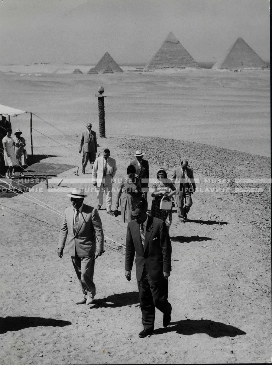 1961_165_040