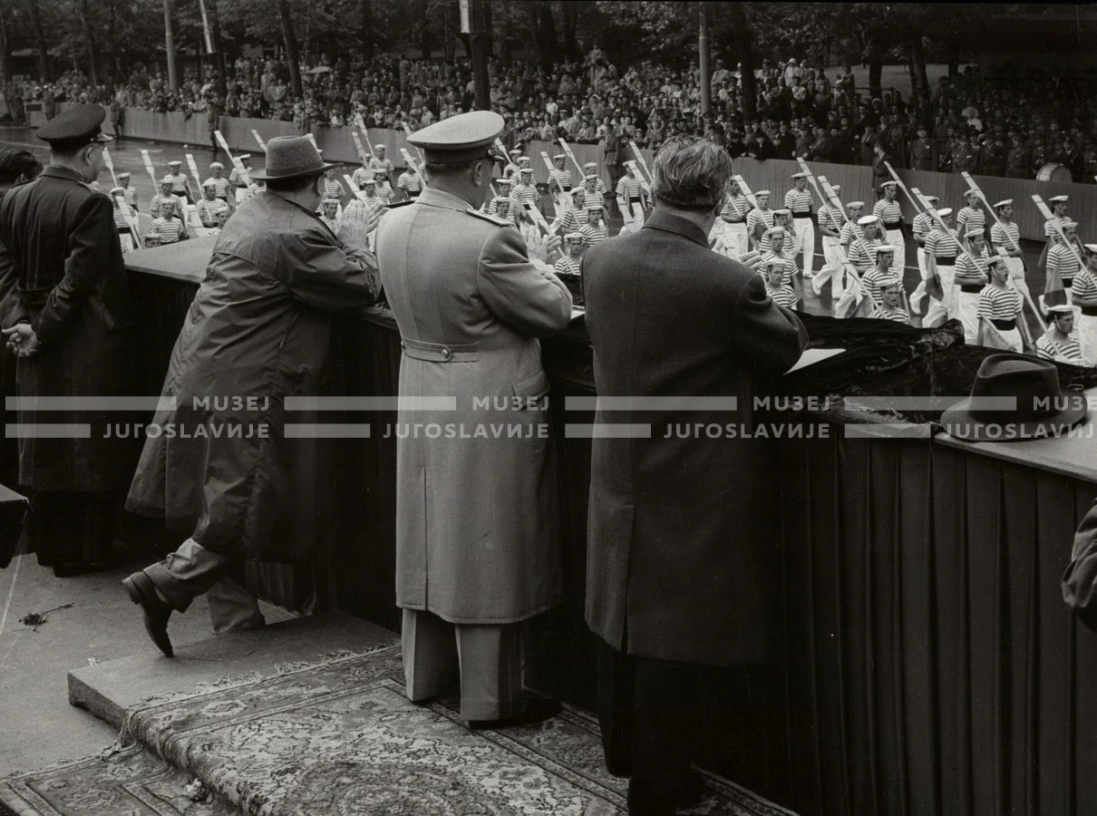 1961_167_054