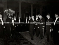 1954_027_140