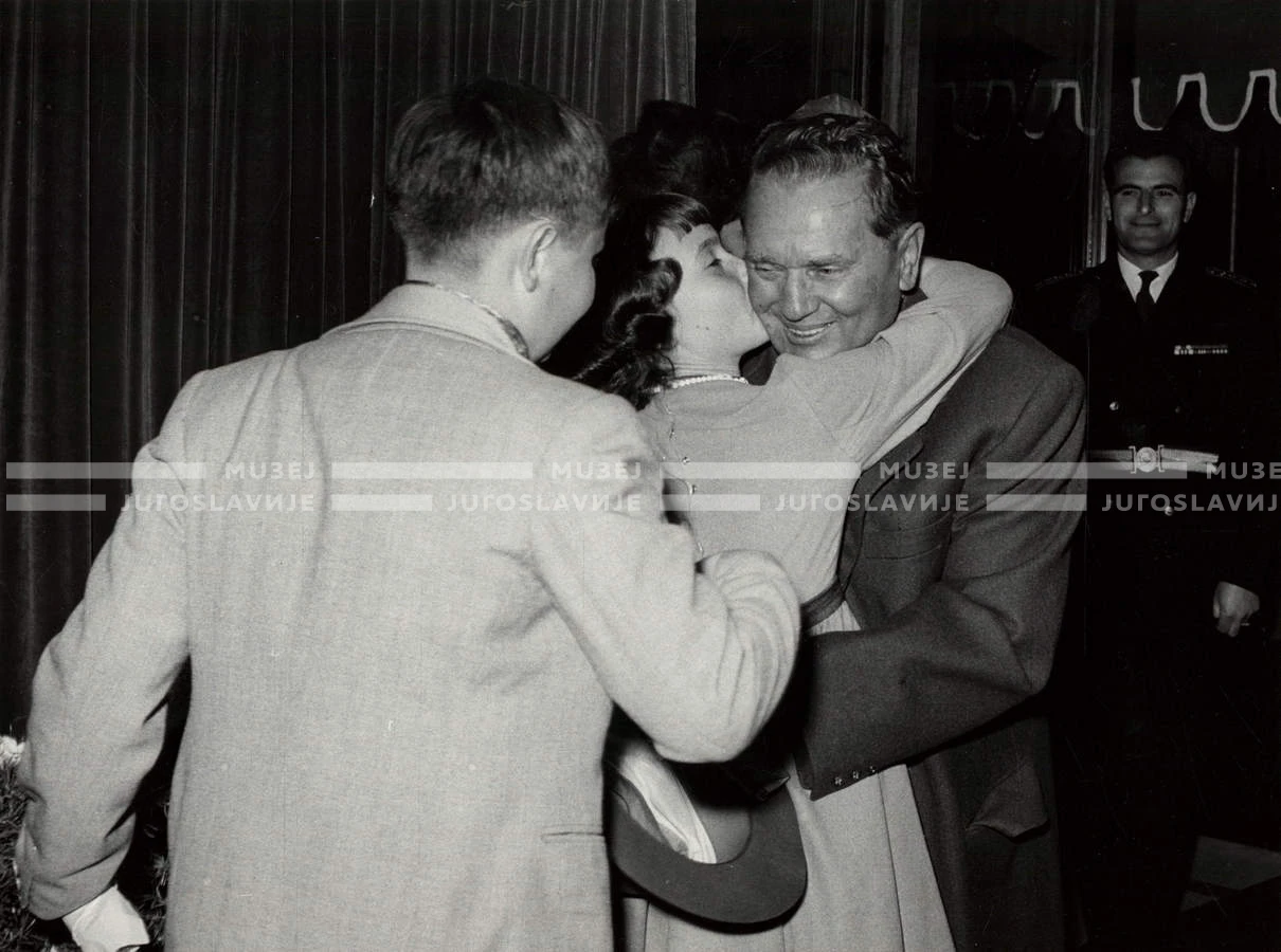 1961_166_198