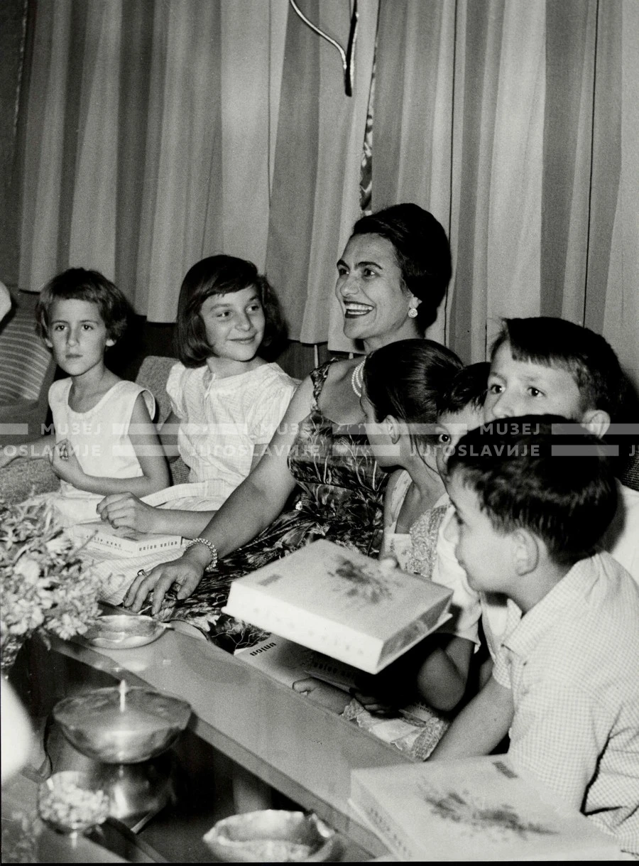 1961_158_086