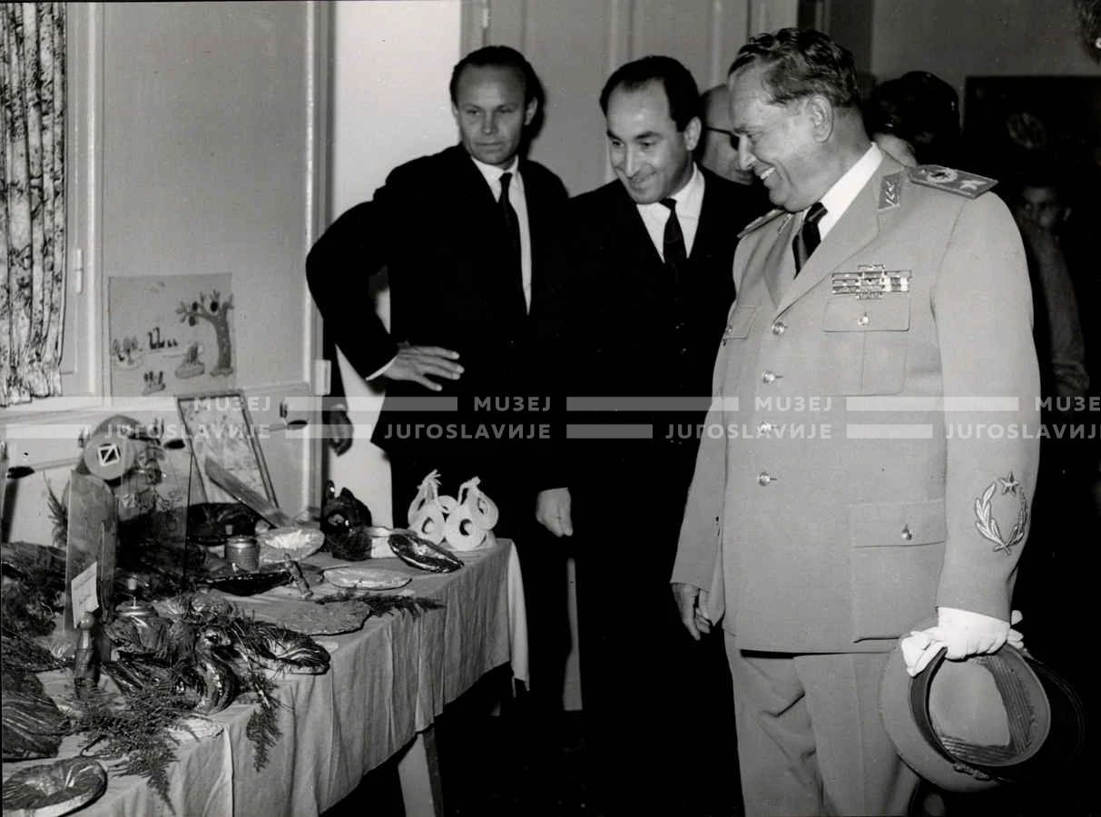 1961_163_148
