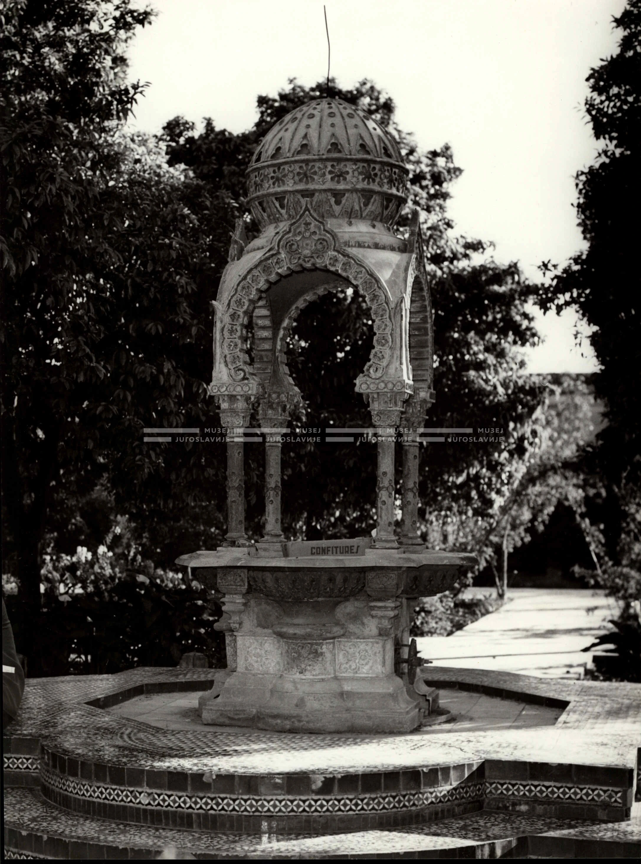 1961_161_012