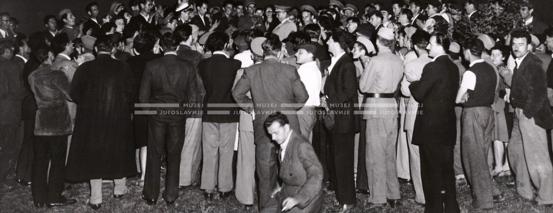 1951_011_116