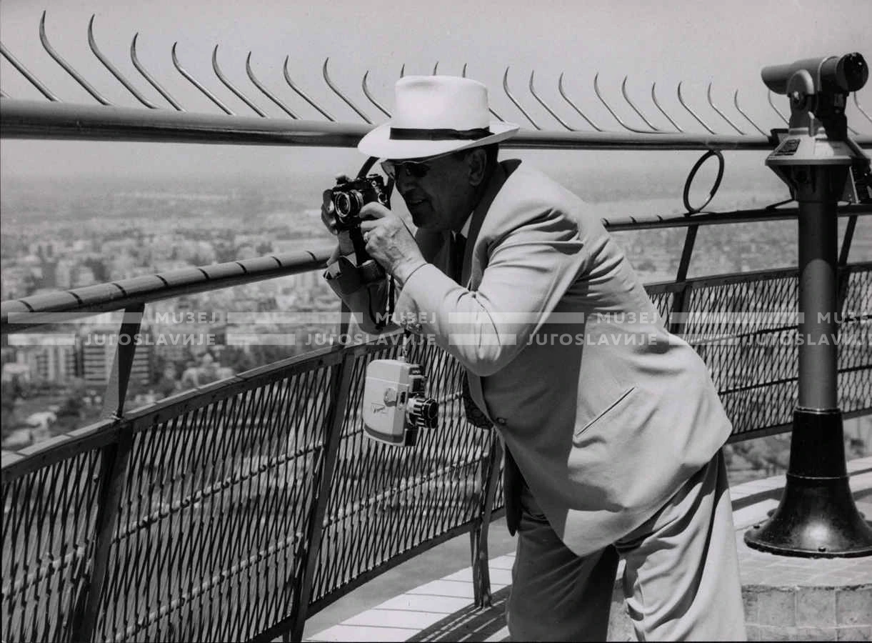 1961_165_014