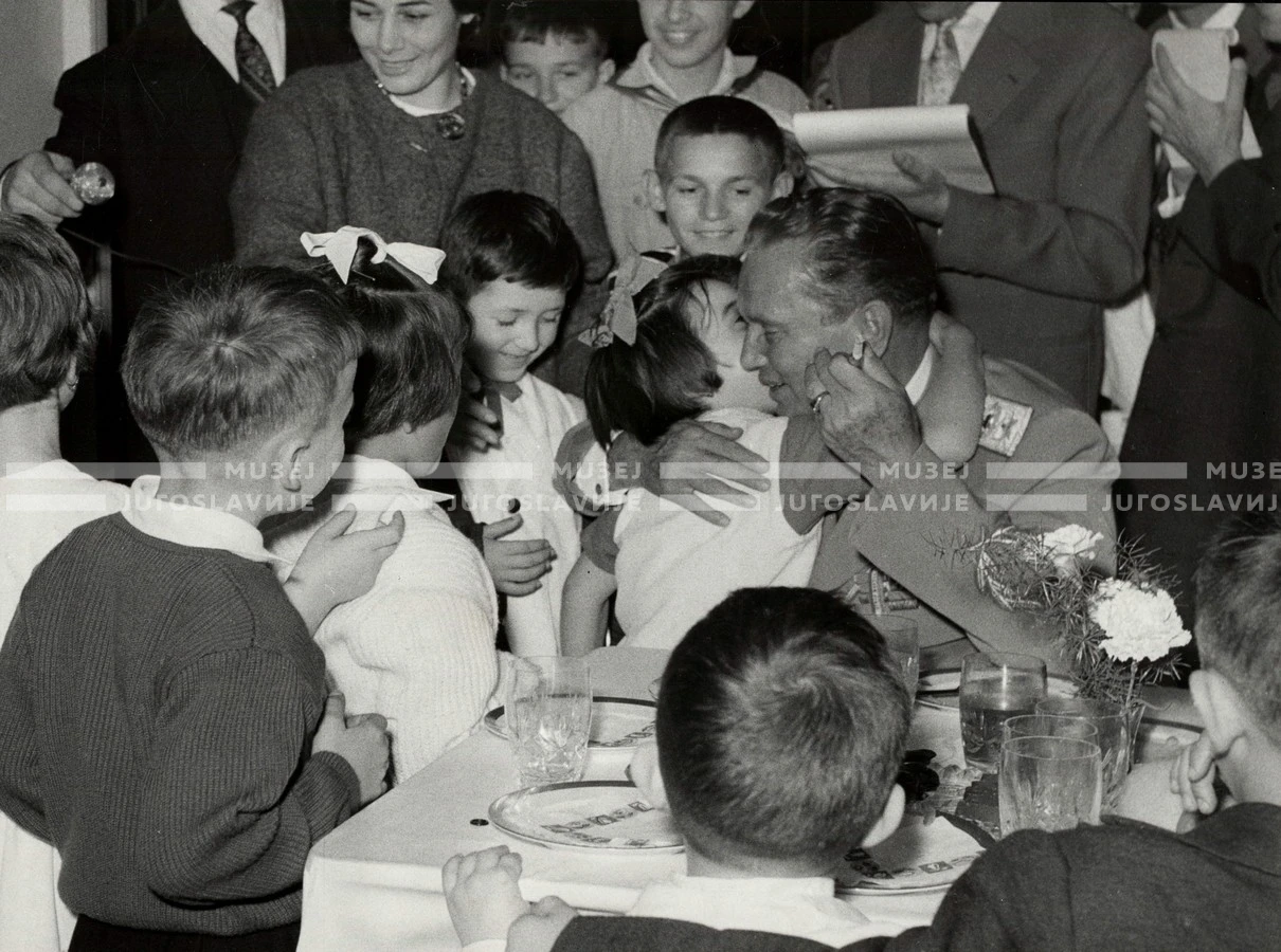 1961_167_145