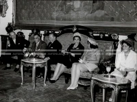 1961_164_042