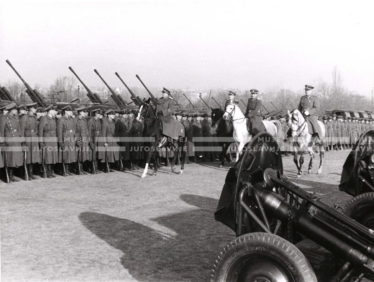 1948-49_002_054