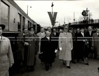 1954_027_094
