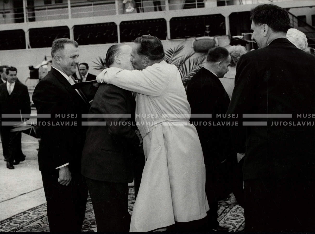 1961_166_074