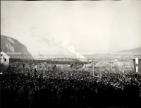 1953_025_076