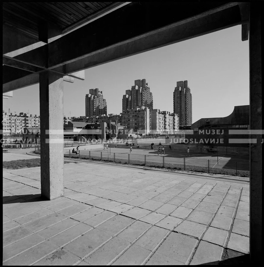 ML_B_4825