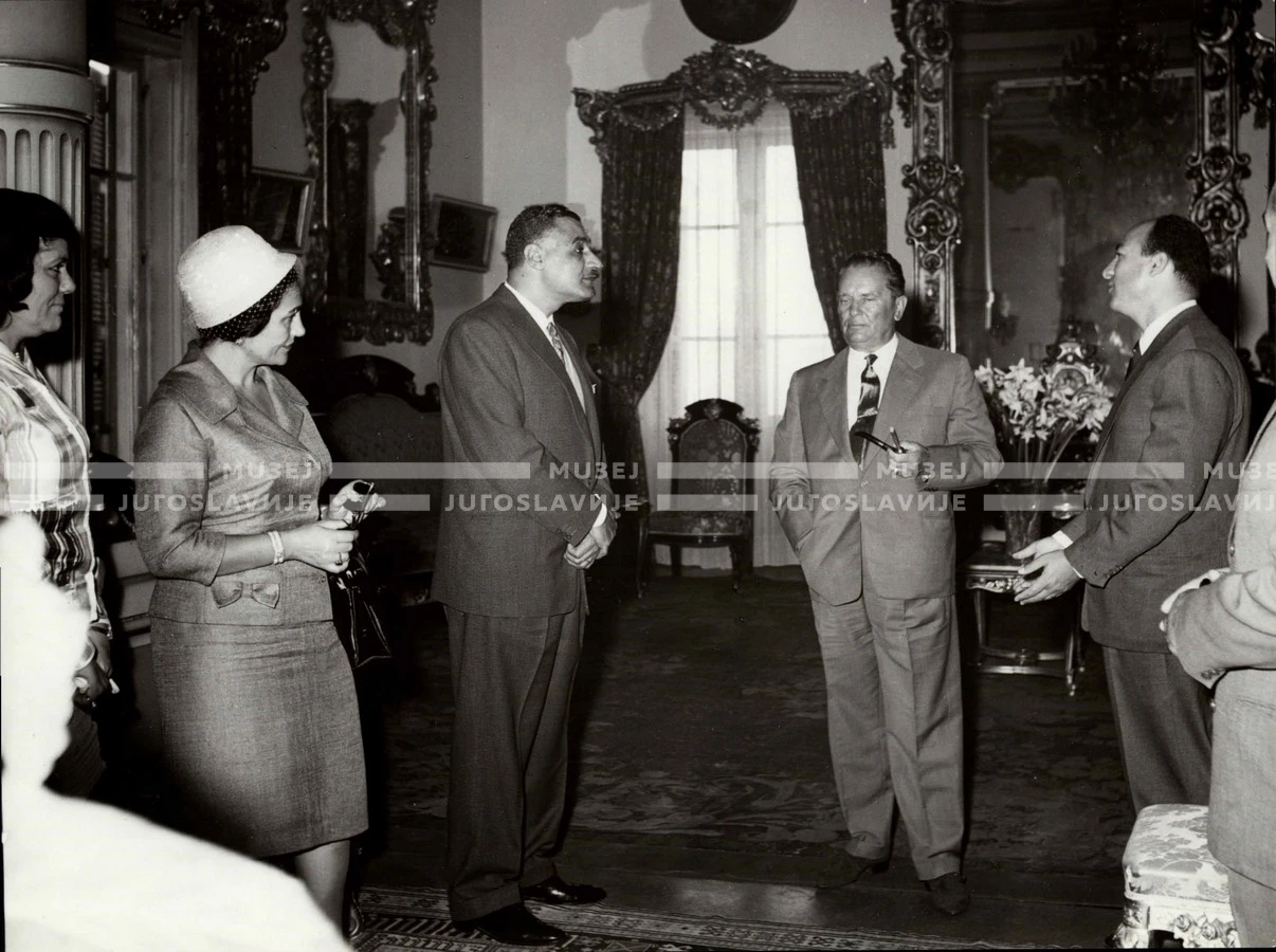 1961_164_046