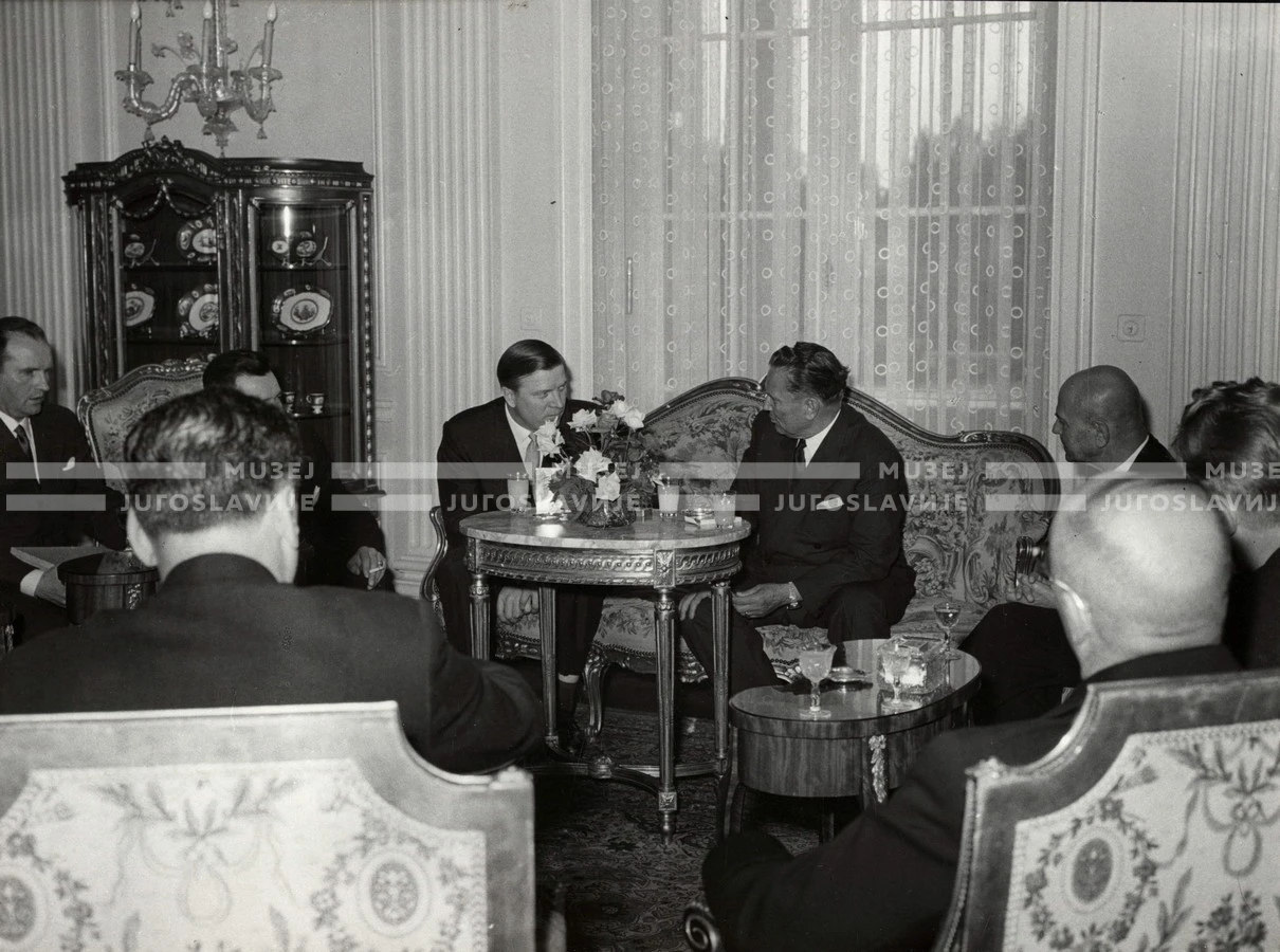 1961_168_149