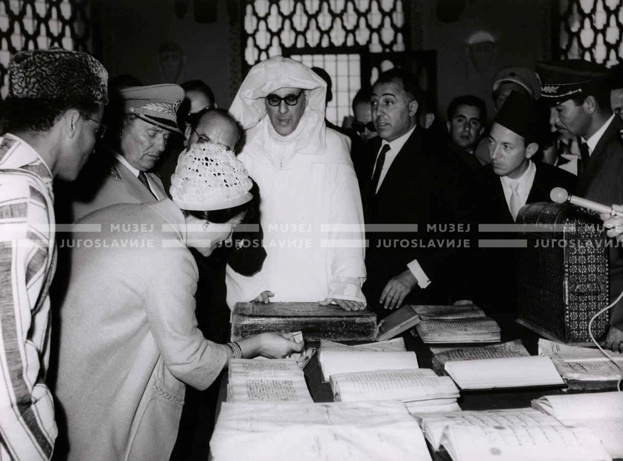 1961_160_168