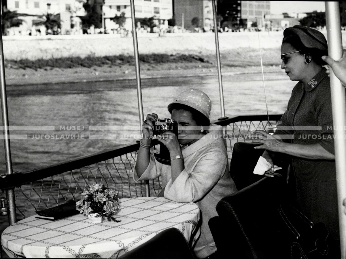 1961_164_158