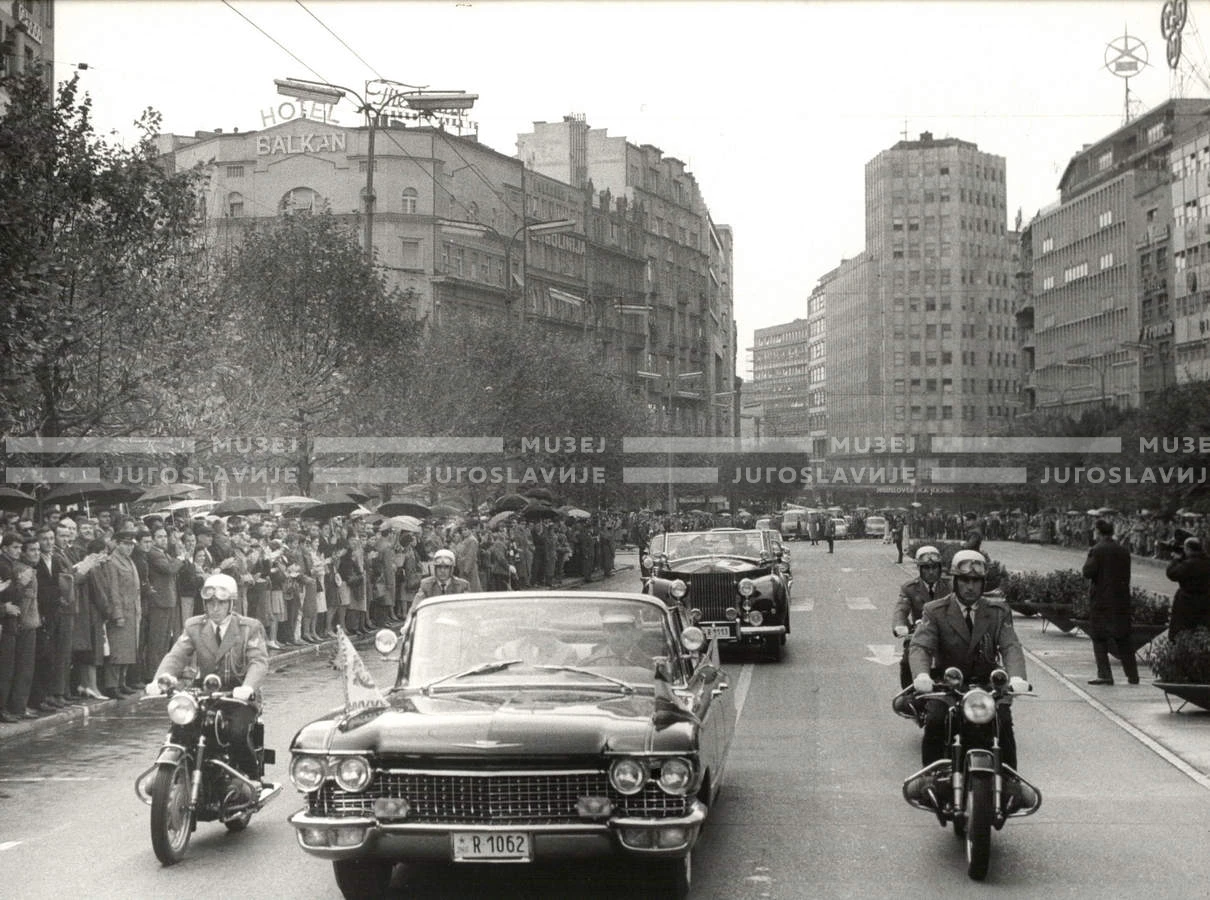 1964_252_105