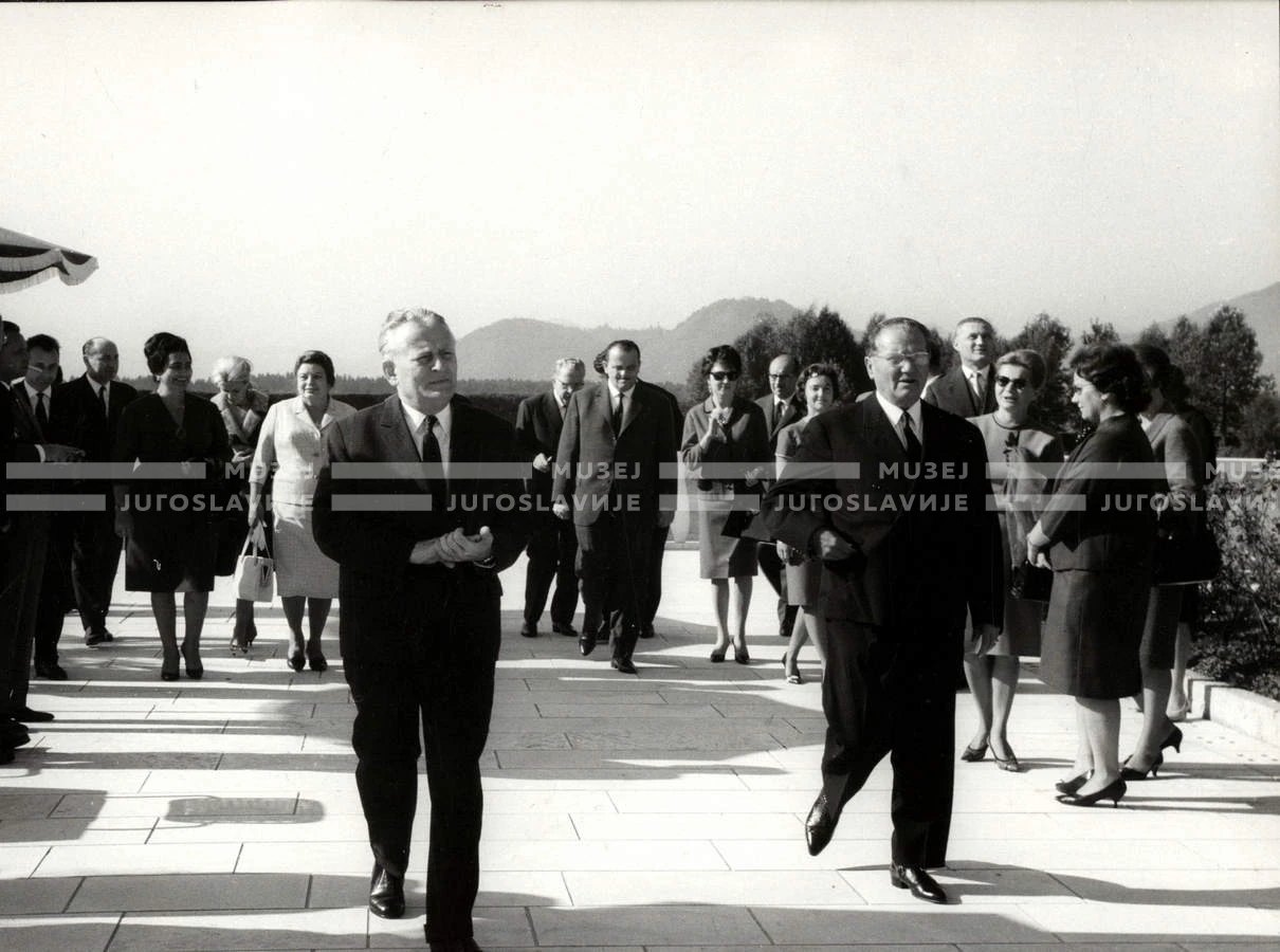 1964_252_202