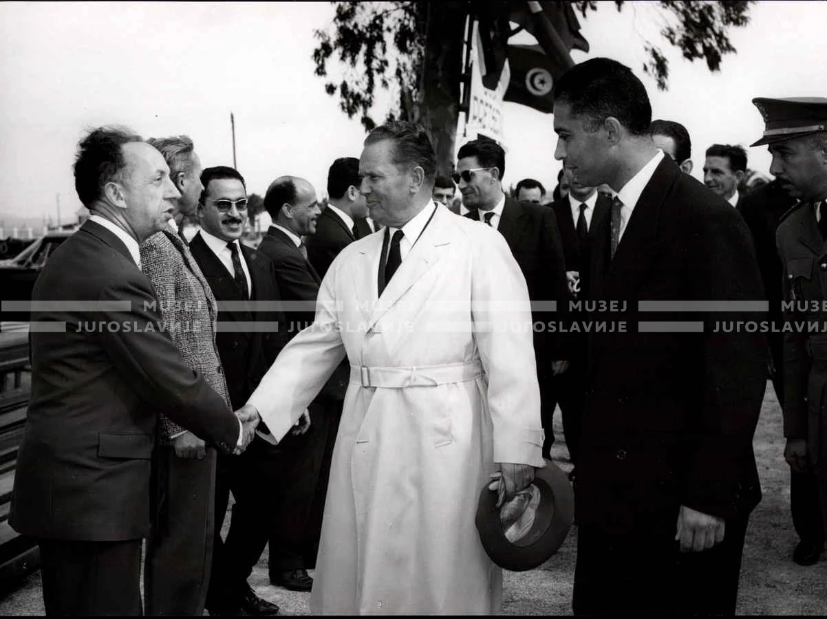 1961_163_005
