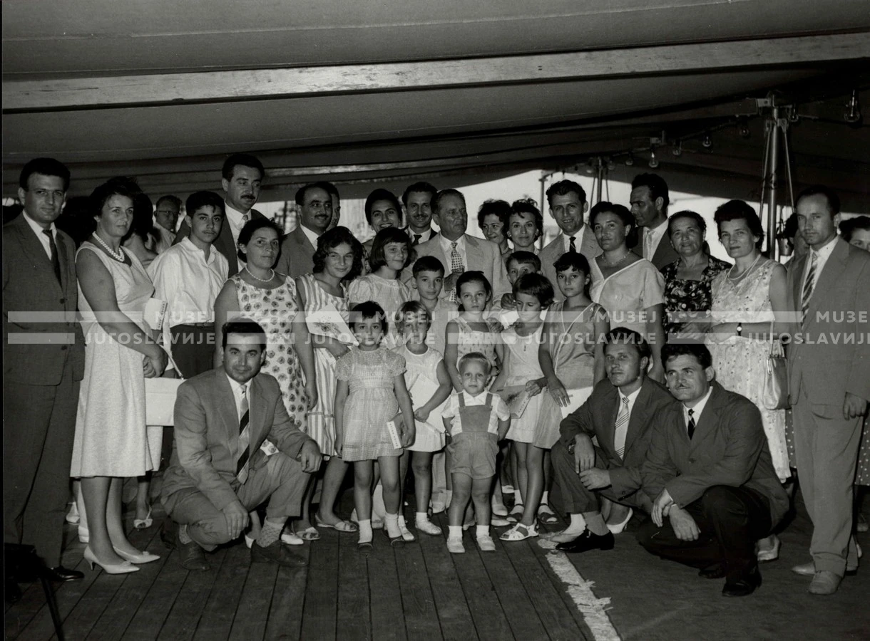 1961_158_089