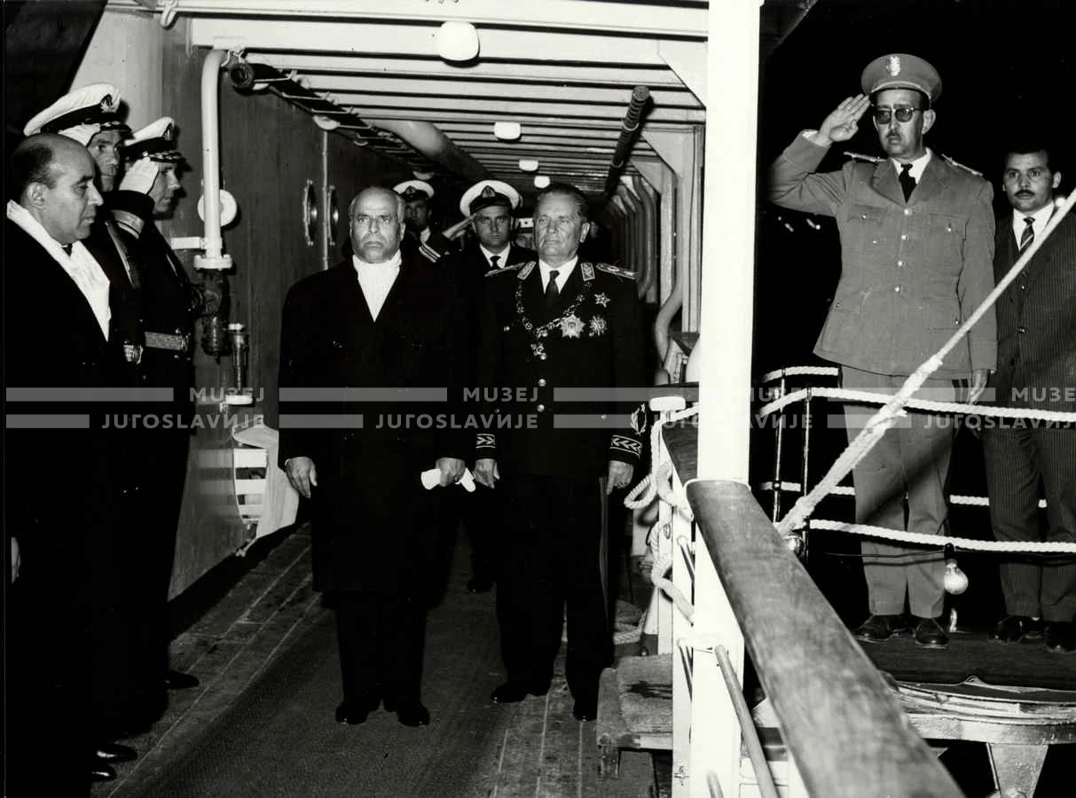 1961_163_090