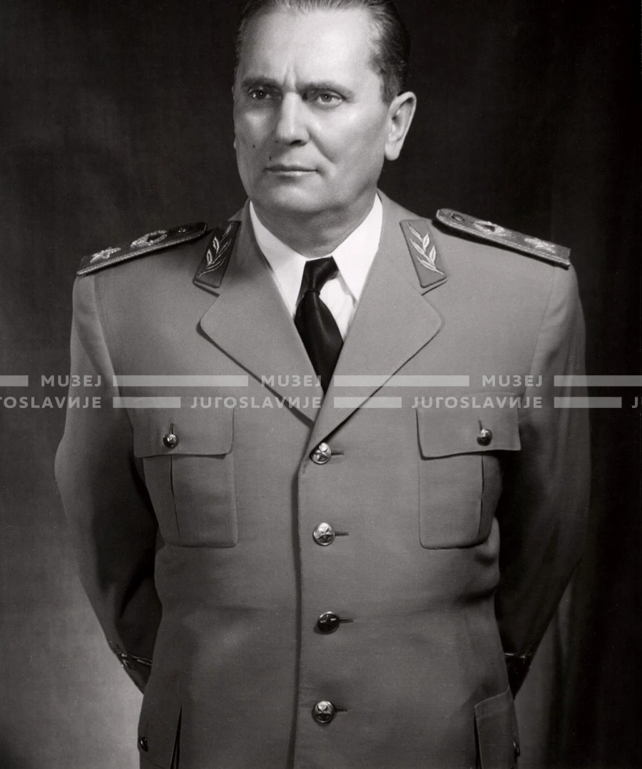 1950-51_008_068