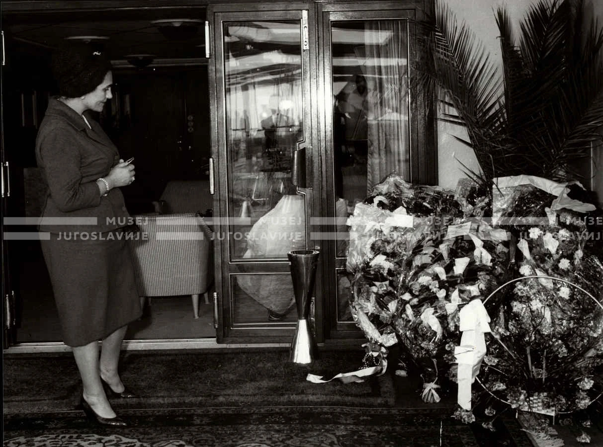 1961_163_194