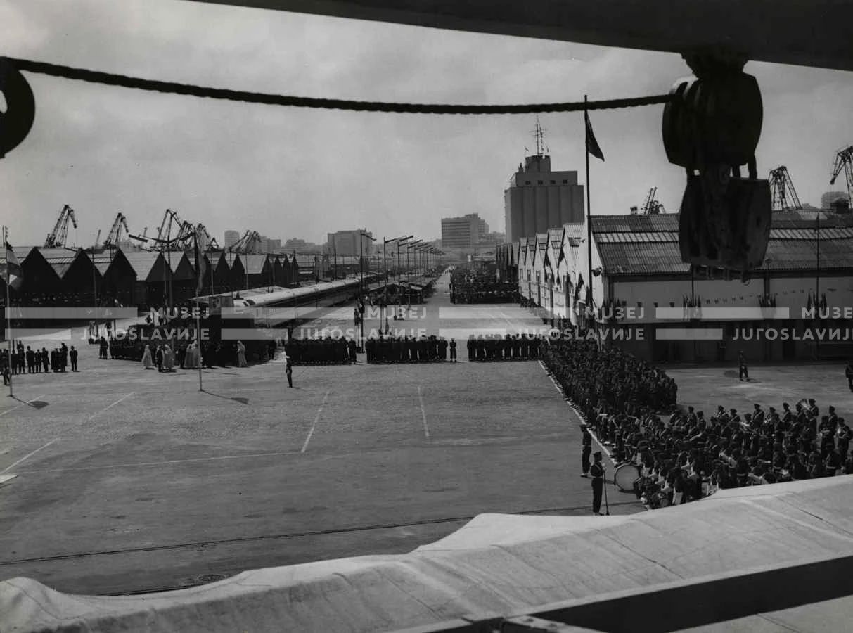 1961_160_005