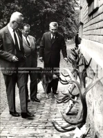 1964_252_006