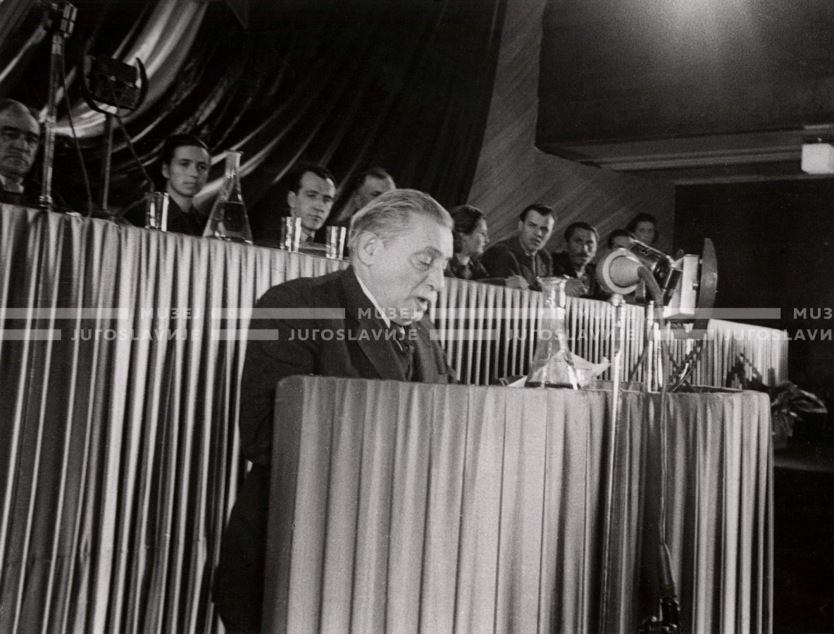 1948-49_002_113